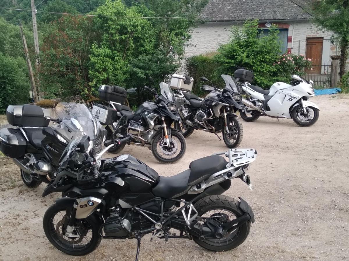 Le Relais Des Capucines Bed & Breakfast Largnac Ngoại thất bức ảnh